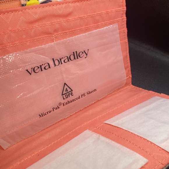 🪸VERA BRADLEY🪸Rain Forest Lily Coral RFID Turnlock Wallet in Cotton/NWT - Picture 8 of 8